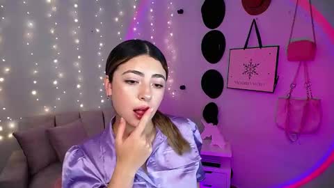 Snapshot of channel_blonde_a chatting on March 4, 2025, 5:03 pm channel_blonde_a online show from March 4, 2025, 5:03 pm