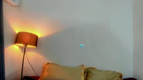 chantal_fuck online show from June 30, 2026, 1:17 am
