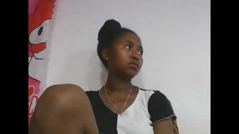 chantale483461 online show from April 26, 2026, 4:54 am