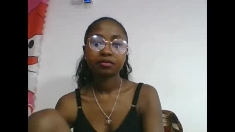 chantale483461 online show from May 4, 2026, 5:03 am
