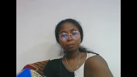 chantale483461 online show from May 18, 2026, 5:41 pm