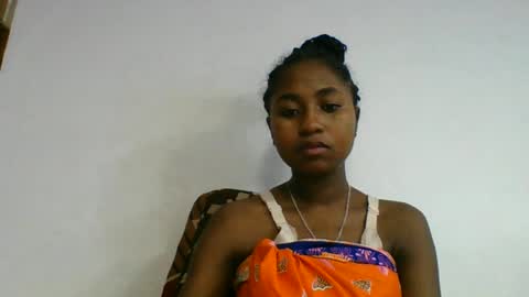 Snapshot of chantale483461 chatting on June 16, 2026, 6:10 pm chantale483461 online show from June 16, 2026, 6:10 pm