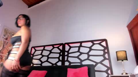 Snapshot of chantall_smith chatting on January 15, 2025, 7:23 pm   online show from January 15, 2025, 7:23 pm