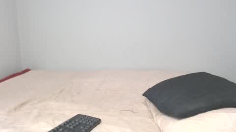 chantel87_ online show from February 16, 2025, 4:53 am