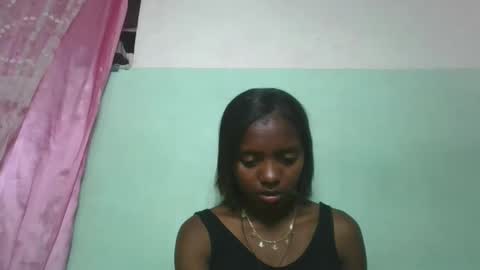 chanteuse655720 online show from May 11, 2026, 4:04 pm
