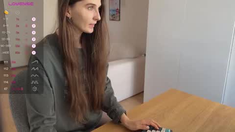 Liz online show from September 11, 2025, 10:15 am