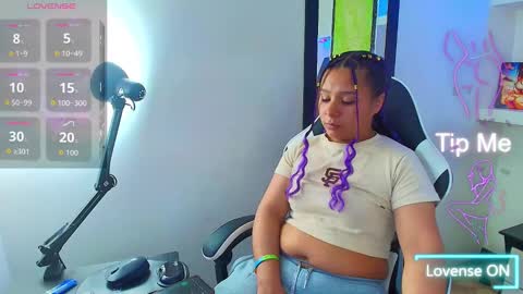Snapshot of charis_21 chatting on September 24, 2025, 1:42 am charis 2 online show from September 24, 2025, 1:42 am