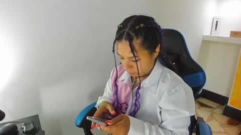 Snapshot of charis_21 chatting on September 28, 2025, 7:08 pm charis 2 online show from September 28, 2025, 7:08 pm