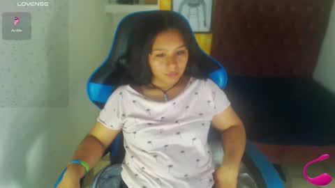 Snapshot of charis_21 chatting on October 2, 2025, 1:56 am charis 2 online show from October 2, 2025, 1:56 am