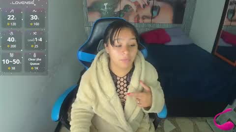 Snapshot of charis_21 chatting on October 11, 2025, 6:45 am charis 2 online show from October 11, 2025, 6:45 am