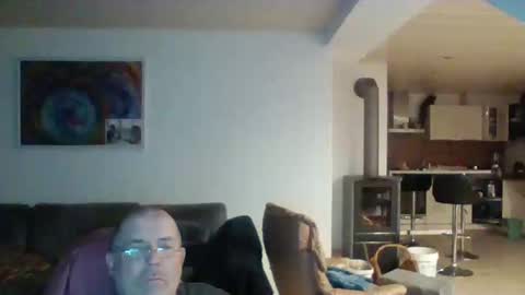 Snapshot of charles6064 chatting on February 21, 2025, 6:26 pm charles6064 online show from February 21, 2025, 6:26 pm
