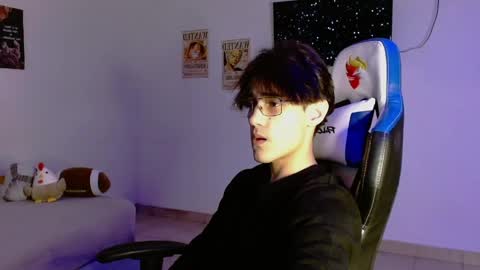 Snapshot of charley_morgan chatting on May 8, 2026, 11:32 pm charley_morgan online show from May 8, 2026, 11:32 pm