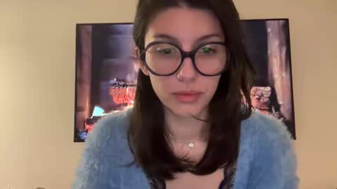 Snapshot of charlieangella chatting on February 13, 2025, 7:42 pm Charlie online show from February 13, 2025, 7:42 pm