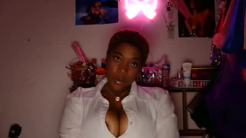 charliecakesssss online show from January 9, 2025, 3:55 pm