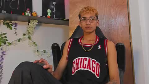 Charles Russo online show from February 9, 2025, 8:02 pm