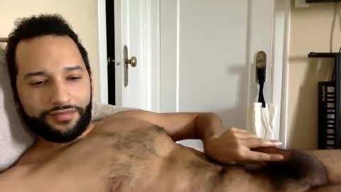 Snapshot of charliehorse44 chatting on February 27, 2025, 4:32 pm charliehorse44 online show from February 27, 2025, 4:32 pm