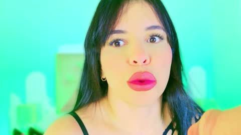 Charloott Evans online show from October 10, 2025, 2:10 am