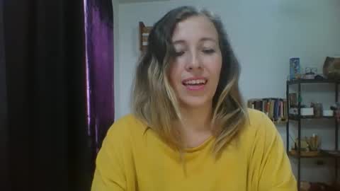 charlott online show from October 10, 2025, 6:29 pm