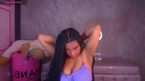 Charlote  online show from January 5, 2026, 5:27 pm