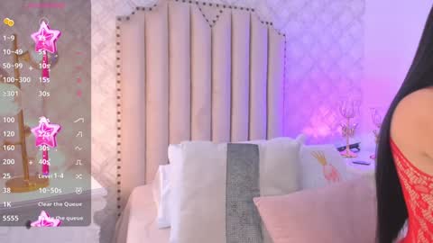 Snapshot of charlotte__08 chatting on December 18, 2024, 6:46 pm   Charlotte  online show from December 18, 2024, 6:46 pm