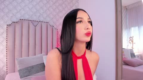 Snapshot of charlotte__08 chatting on December 27, 2024, 6:42 pm   Charlotte  online show from December 27, 2024, 6:42 pm