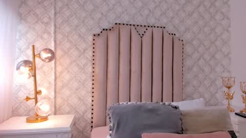 Snapshot of charlotte__08 chatting on December 29, 2024, 7:00 pm   Charlotte  online show from December 29, 2024, 7:00 pm