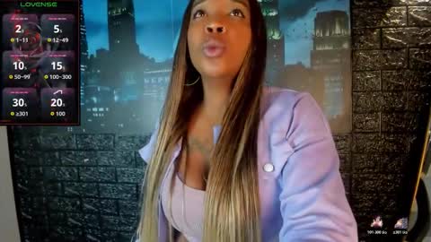  CHARLOTTE BROWN  online show from November 22, 2025, 11:53 am