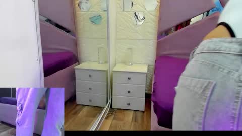 Charlotte Icee online show from September 29, 2025, 3:50 pm