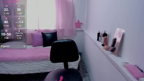 Laura online show from December 19, 2024, 6:01 pm