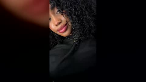 Yuli online show from April 12, 2026, 7:13 am