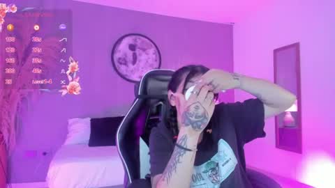 Charlottee online show from July 17, 2026, 2:07 am