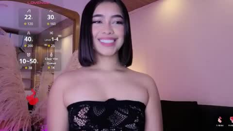 Charlote online show from May 14, 2026, 3:13 am