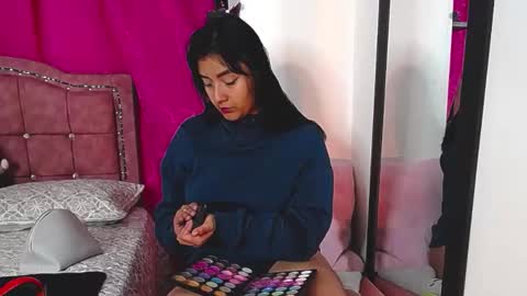 Snapshot of charlottekiss99 chatting on September 19, 2025, 11:44 am charlottekiss99 online show from September 19, 2025, 11:44 am