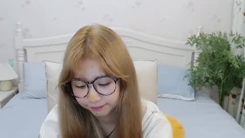 Snapshot of charlottelin chatting on September 30, 2025, 5:51 pm Charlotte online show from September 30, 2025, 5:51 pm