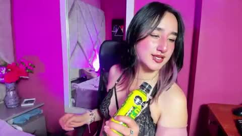 charlottestuart_ online show from April 2, 2026, 4:54 am