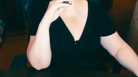 CharlotteXTasty online show from November 13, 2025, 11:31 am