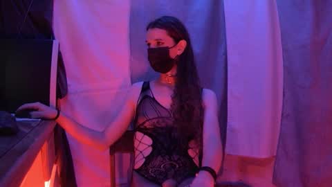 charly dest online show from February 4, 2026, 1:44 am