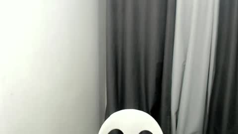 Snapshot of charm_fuckdoll8 chatting on September 27, 2025, 9:14 am charm_fuckdoll8 online show from September 27, 2025, 9:14 am