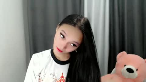 Snapshot of charm_fuckdoll8 chatting on March 19, 2026, 1:09 am charm_fuckdoll8 online show from March 19, 2026, 1:09 am