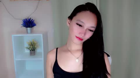 Snapshot of charm_fuckdoll8 chatting on March 29, 2026, 12:05 pm charm_fuckdoll8 online show from March 29, 2026, 12:05 pm