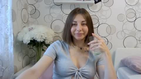 Snapshot of charming__chick chatting on June 16, 2026, 1:25 pm charming__chick online show from June 16, 2026, 1:25 pm