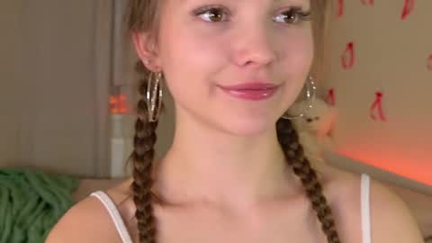 Kaylee online show from January 12, 2026, 4:01 pm