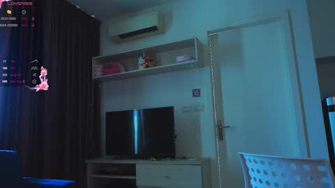 Snapshot of charming_daisy chatting on March 9, 2025, 6:17 am my fansly Charming daisy              My Wishlist  for new toys     online show from March 9, 2025, 6:17 am