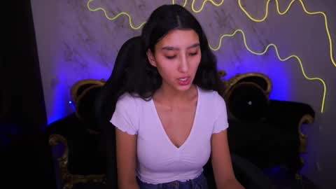 Snapshot of charmmocco chatting on January 30, 2025, 10:40 am SweetMoco online show from January 30, 2025, 10:40 am