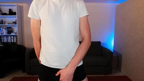 Snapshot of chasingwhiterabbit chatting on February 23, 2026, 2:47 pm Chasing Rabbit online show from February 23, 2026, 2:47 pm