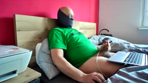 Snapshot of chatskor chatting on February 28, 2026, 6:36 am Egor Skornyakov online show from February 28, 2026, 6:36 am