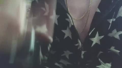 Snapshot of chatubatelee555 chatting on October 27, 2025, 6:45 pm lee online show from October 27, 2025, 6:45 pm