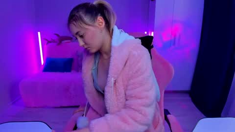 Betty online show from May 18, 2026, 4:07 am