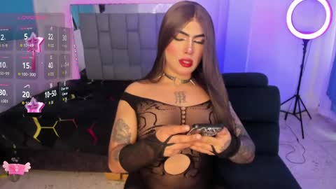Sophie  online show from June 6, 2026, 6:23 pm