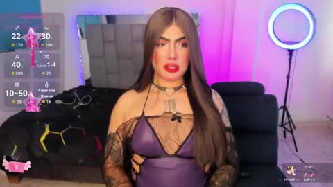 Sophie  online show from July 25, 2026, 7:44 pm